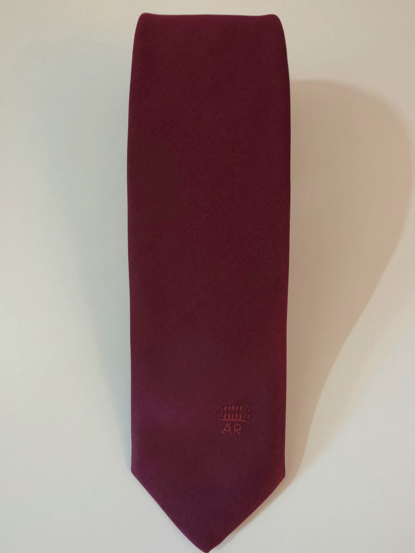 Gravata bordeaux