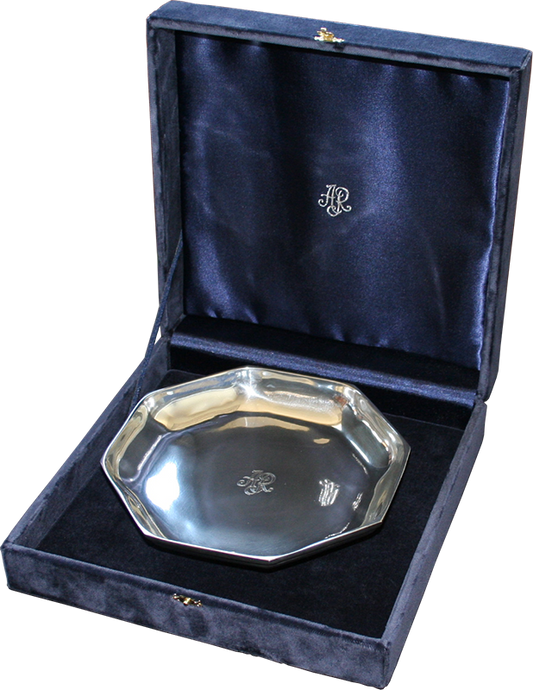 Salva oitavada com estojo